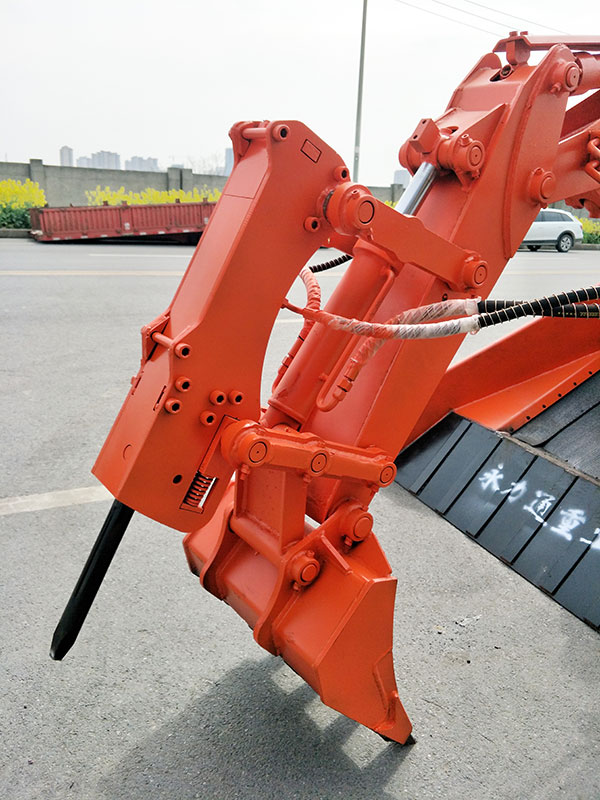 扒渣機破碎錘細(xì)節(jié).jpg 扒渣機破碎錘細(xì)節(jié).jpg